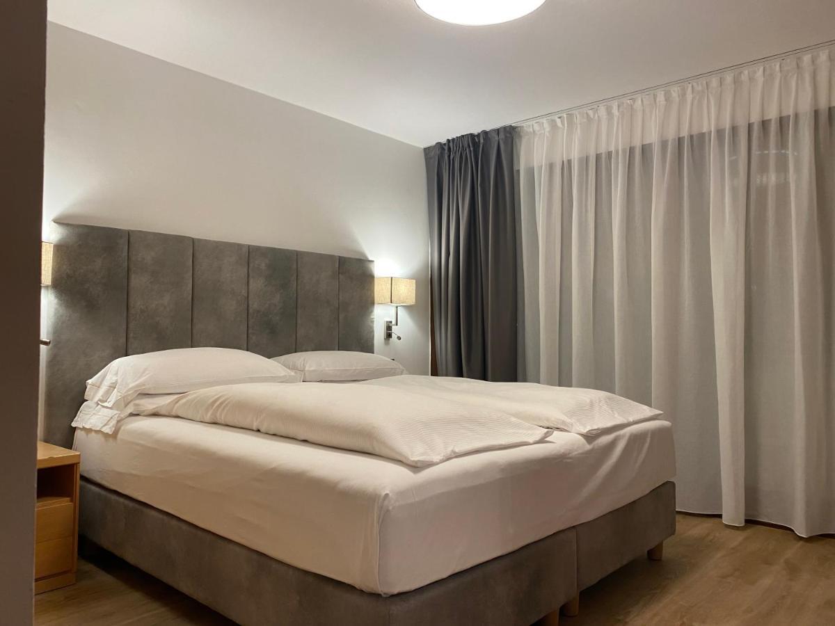 Hotel Europeo Alpine Charme & Wellness Pinzolo Exterior foto