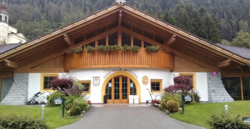Hotel Europeo Alpine Charme & Wellness Pinzolo Exterior foto
