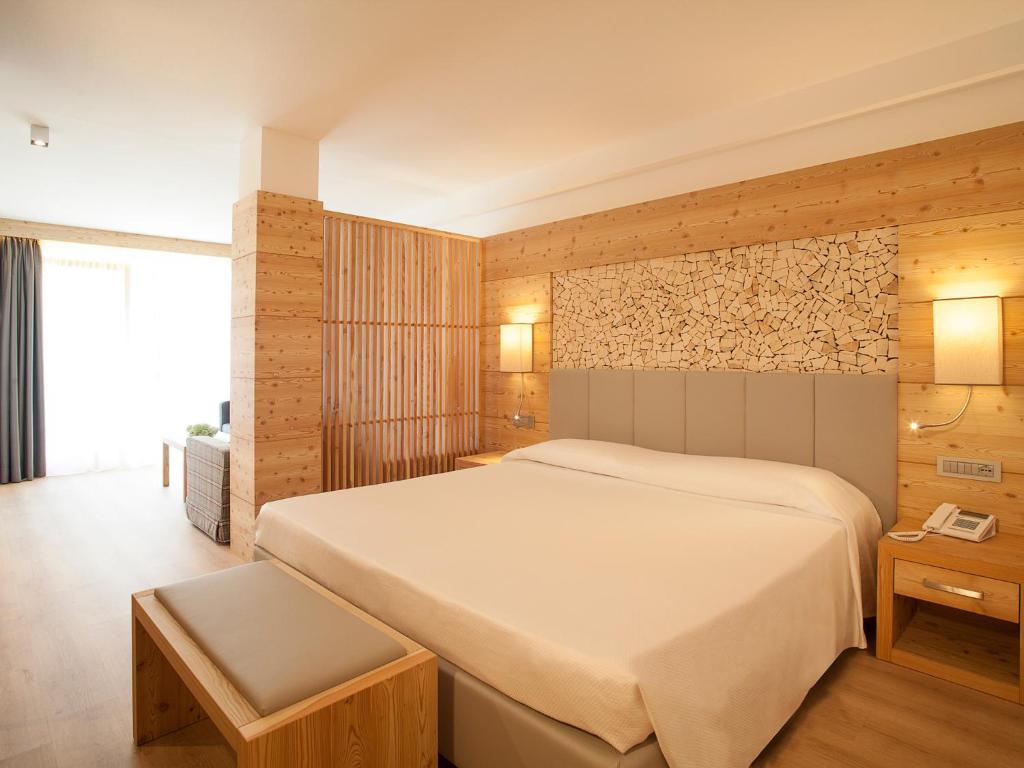 Hotel Europeo Alpine Charme & Wellness Pinzolo Cameră foto